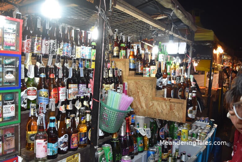 bangkok night market talad rod fai 