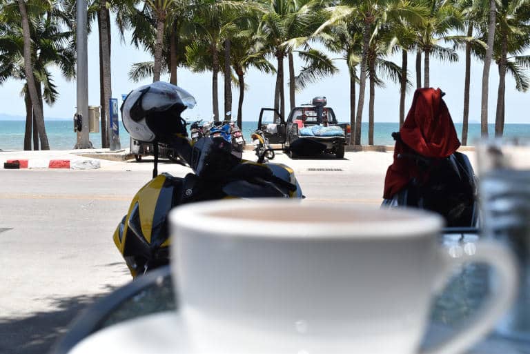 Branch Coffee Beach – Under the Banyan tree on Jomtien Beach Road 12