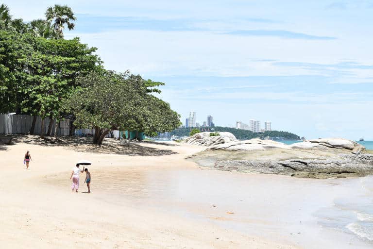Pattaya and it's 7 best Beaches Explained 8