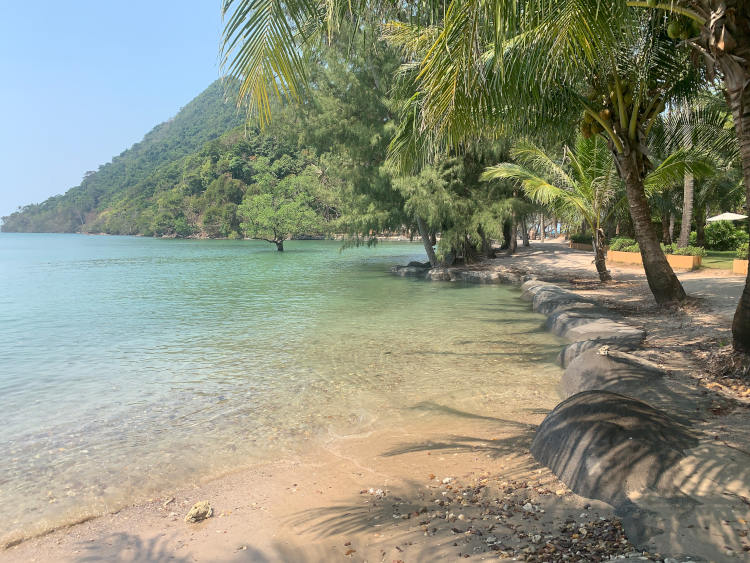 10 Top Reasons why I love the Blue Haven Bay on Koh Chang, Thailand 4